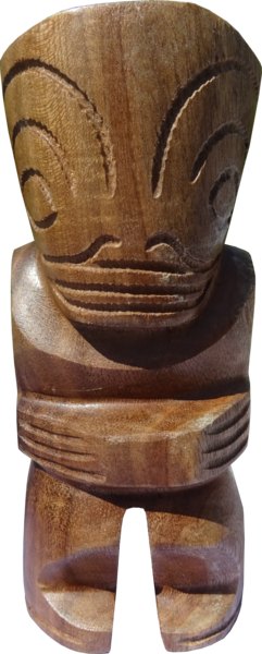 Tiki scolpito nel legno